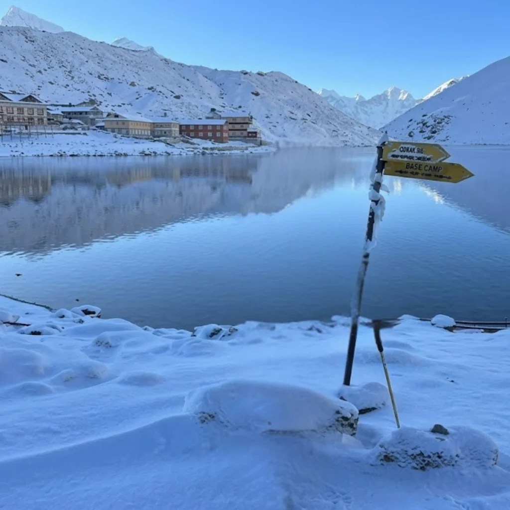 Gokyo Lake Luxury Trek with Helicopter Return